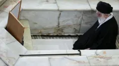 آیت الله خامنه ای