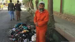 د افغانستان او پاکستان په ډېرو ښارونو کې لښتي، ويالې او کانالونه د ورښتونو په ورځو شپو کې بند وي او لارې کوڅې له سېلابونو ډکې وي.