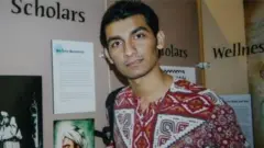 پاکستان، جنید حفیظ