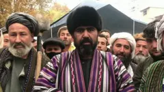 تلاش کمیسیون انتخابات افغانستان برای بازشماری آرا و مقاومت‌ها در برابر آن