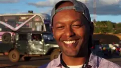 Dargaggeessa koflaa jiru, Marsabit