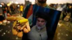 इराक़ में हुई हिंसा में तीस लोगों की मौत हो गई.