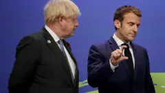 Johnson ve Macron