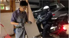 도배일을 하는 김삼철 목사와 카페 바리스타&배달 라이더를 하는 박병헌 목사