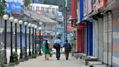 کشمیر میں لاک ڈاؤن