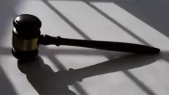 अदालत