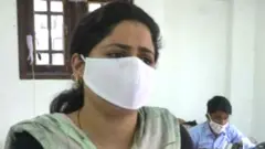 काश्मीरमधली फॅशन डिझायनर सादिया