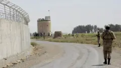 مرز ایران و افغانستان