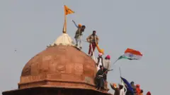 લાલ કિલ્લા પર ઝંડો