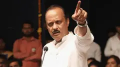 अजित पवार