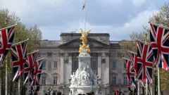 Buckingham Palace from the Mall