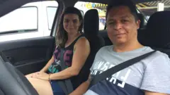 O casal Rafaela Machado e Elisangelo Sena dividem o carro para fazer, cada um, jornadascbet codigo bonus12 horas diáriascbet codigo bonusaplicativoscbet codigo bonustransporte, como Uber e 99