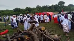கோயிலில் உடல் தகனம்