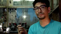 नवीन नकर्मी