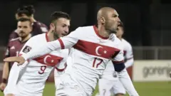 Burak Yılmaz'ın gol sevinci