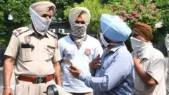 ਪੰਜਾਬ ਵਿੱਚ 19 ਜੂਨ ਦੀ ਸ਼ਾਮ ਦੇ ਸਰਕਾਰੀ ਸੂਚਨਾ ਸਾਰ ਮੁਤਾਬਕ ਕੋਰੋਨਾਵਾਇਰਸ ਦੇ 217 ਨਵੇਂ ਮਾਮਲੇ ਰਿਪੋਰਟ ਹੋਏ ਅਤੇ 9 ਮੌਤਾਂ ਹੋਈਆਂ