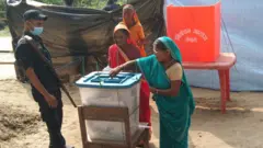 मतदान