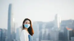 এখন পর্যন্ত হংকংয়ে মাত্র ১২২ জন করোনা আক্রান্ত ব্যক্তি শনাক্ত হয়েছেন হংকংয়ে