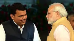 દેવેન્દ્ર ફડણવીસ અને નરેન્દ્ર મોદી