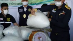 กรมศุลกากรแถลงข่าวการจับกุมยาไอซ์ จำนวน 193.5 กิโลกรัม รวมมูลค่า 116 ล้านบาทที่เตรียมส่งไปยังออสเตรเลีย เมื่อเดือน ธ.ค. 2564