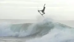 Surfing Afrika kusini