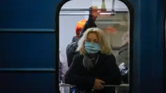 метро