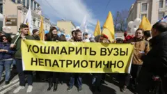 Европейский университет на Марше в защиту Петербурга, 1 мая 2017 года