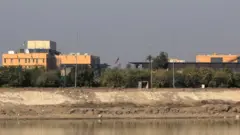 ساختمان سفارت آمریکا در منطقه سبز بغداد