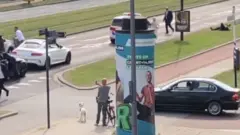 Hollanda'da düğün konvoyunda kavga