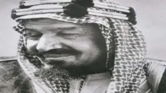 عبد العزيز آل سعود