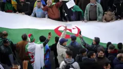 متظاهرون