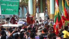 ဇန်နဝါရီလ ၃၀ ရက်နေ့ တပ်မတော်ထောက်ခံပွဲ