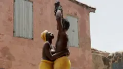 1.25 కోట్లకుపైగా ఆఫ్రికన్లను అమెరికా ఖండాల్లోని వివిధ ప్రాంతాలకు బానిసలుగా తీసుకువచ్చారు