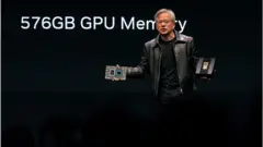 輝達總裁兼首席執行官黃仁勳在5月29日COMPUTEX展會上就Grace Hopper超級芯片發表主題演講。