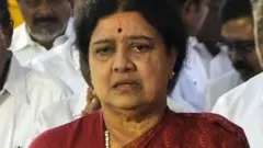 அதிமுக vs அமமுக: சசிகலா பெயர் வாக்காளர் பட்டியலில் இருந்து நீக்கப்பட்டது ஏன்?