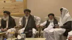 عبدالمنان عمری، وزیر فوائد عامه طالبان: 'جامعه جهانی با ما تعامل می‌خواهد، شرط ما به رسمیت شناسی است'