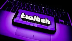 Twitch, İngiltere merkezli oyun haber sitesi Dexerto'ya Türkiye'deki kullanıcıların kara para akladığı iddialarına ilişkin olarak 150 kişiye karşı Eylül ayında harekete geçildiğini açıkladı. Türkiye'de son günlerde canlı yayın ve oyun platformu olan Twitch'te kara para aklama ve dolandırıcılık ağının kurulduğu konuşuluyordu.