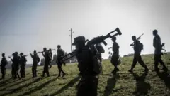 ወታደሮች