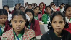छात्राएं
