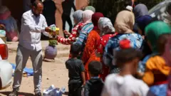 صف دریافت مواد غذایی