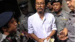 ရေးသားချက် ၁၀ ခု ဟာ တပ်မတော်ရဲ့ ဂုဏ်သိက္ခာ ကို ထိပါးစေတယ် ဆိုပြီးတရားစွဲခံရ