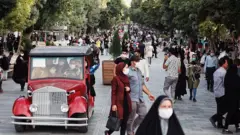 هشدار وزارت بهداشت ایران در مورد سفرهای هفته‌های آخر شهریور