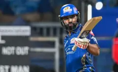 இந்த ஐபிஎல் சீசனில் தன்னுடைய 2வது அரைசதத்தைப் பூர்த்தி செய்தார் ரோஹித் ஷர்மா