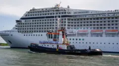 Venedik'te cruise gemisi