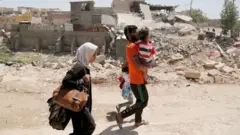 التنظيم كرر مناشدته للمسلحين، لا سيما في العراق وسوريا، للإفراج عن سجناء مرتبطين بالجهاديين