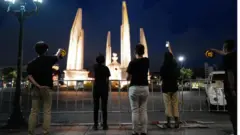 อนุสาวรีย์ประชาธิปไตย