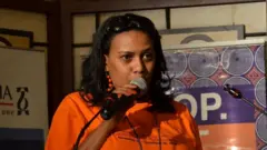 ዱንያ መኮነን - ብዓልቲ ሞያ ሕግን ተጣባቂት ሰብኣዊ መሰላትን