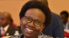 Waziri wa Afya wa Uganda Jane Aceng amepunguza idadi ya maambukizi ya virusi vya corona Uganda