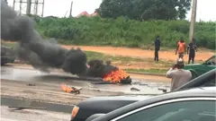 Awọn eeyan to n sewọde da ina soju popo