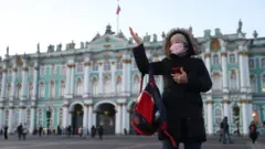 Туристка в Петербурге